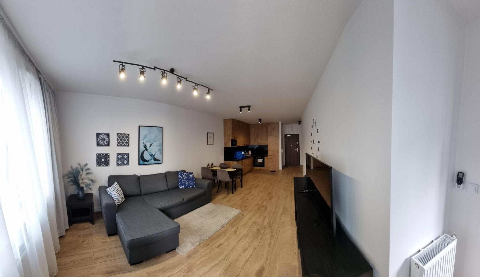Apartament Near Sky Tower Wroclaw Exterior photo